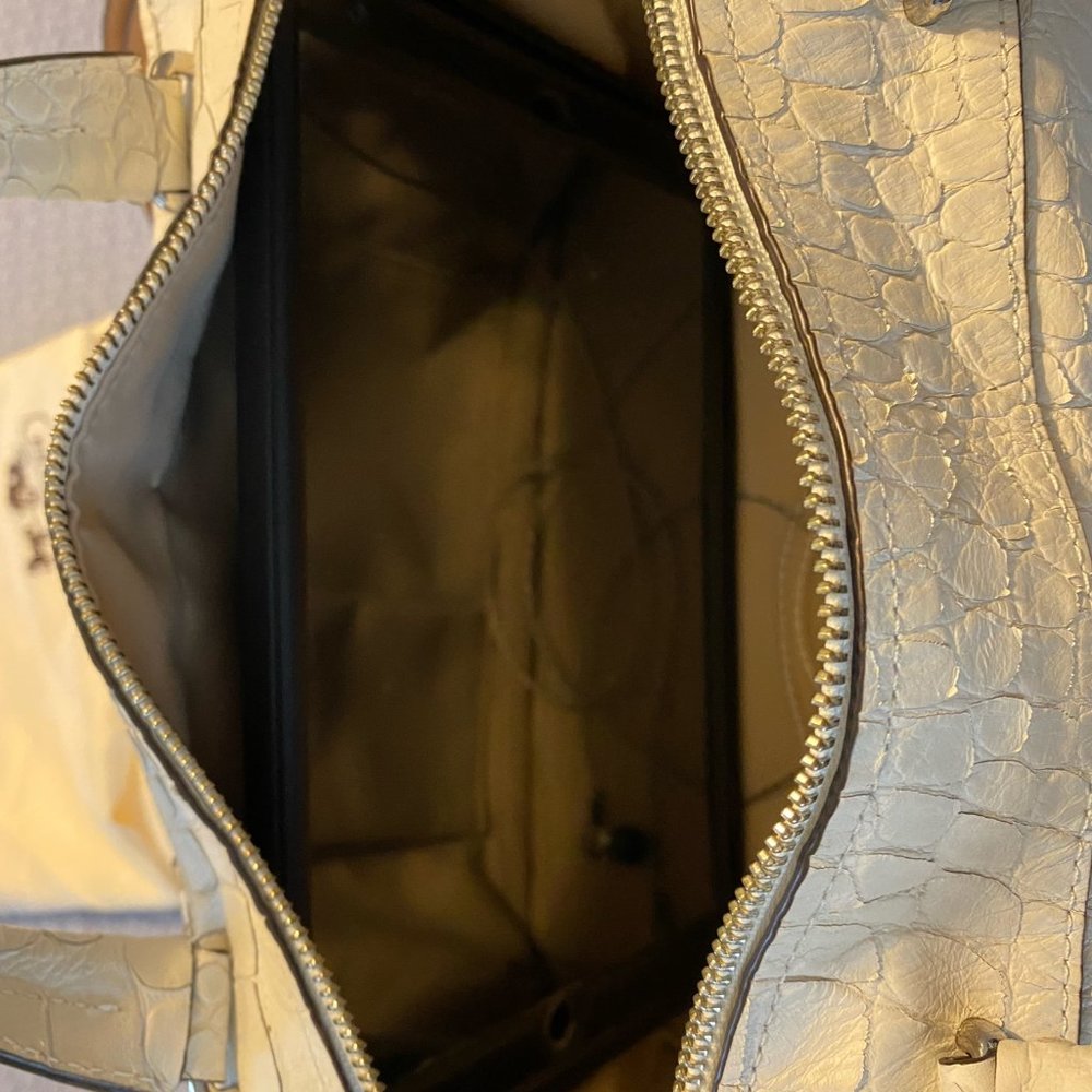 Coach Off White Crocodile Leather Handbag Purse - Picture 8 of 11
